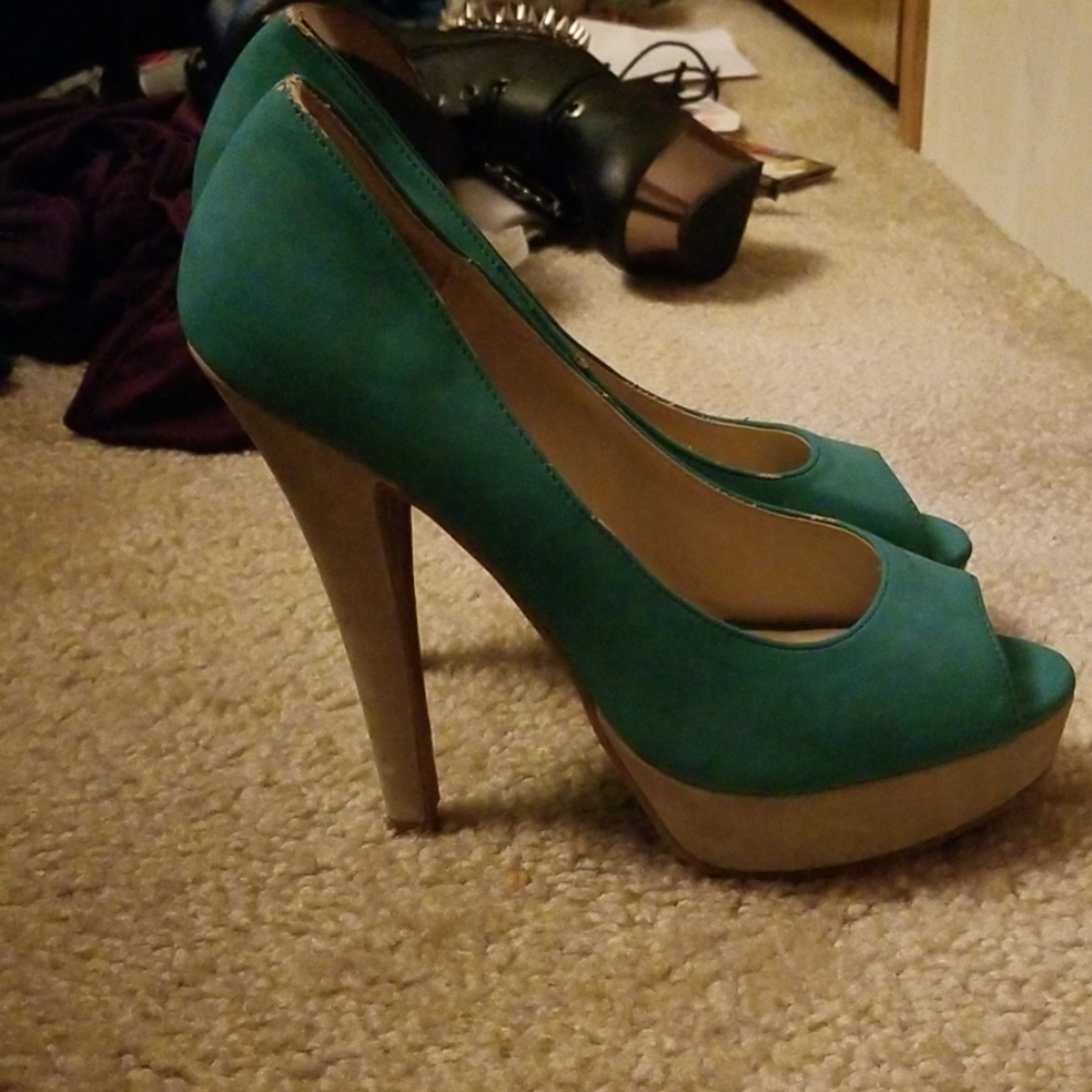 Teal and Tan Stilletos